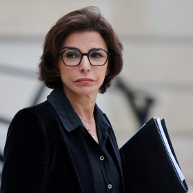 De la réconciliation avec son père à l’épreuve de la maladie : la face intime de Rachida Dati