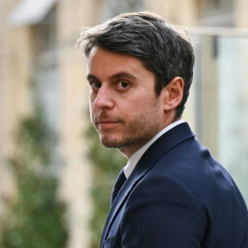 Gabriel Attal en première ligne face aux gilets jaunes : cette soirée sur France 2 qui a tout précipité
