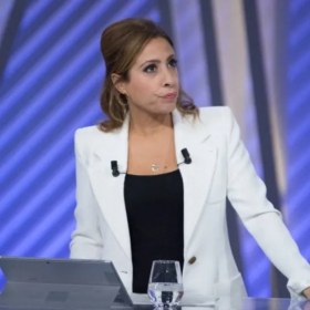 "Une humiliation" : le salaire à cinq chiffres de Léa Salamé pour son poste au 20h de France 2 fait déjà polémique