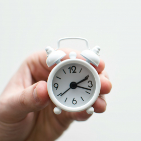 Heure d’été 2026 : ce que votre corps subit vraiment avec le changement d'heure (et pourquoi la fatigue est inévitable)