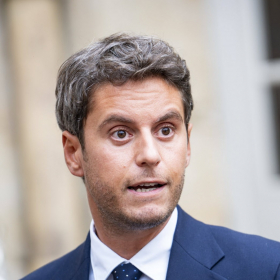 “Ça me révolte” : cette phrase de Gabriel Attal sur l’homophobie refait surface et prend une résonance particulière