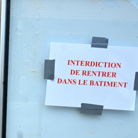 École fermée pour cause de chaleur : pouvez-vous ne pas aller au travail pour garder votre enfant ?