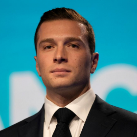 Jordan Bardella, 30 ans et déjà en première ligne : comment il assume son âge et son parcours