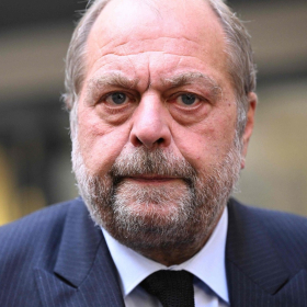 “Toi t’es un intermittent de la connerie” : le clash explosif entre Dupond-Moretti et Estrosi a failli tourner à la bagarre