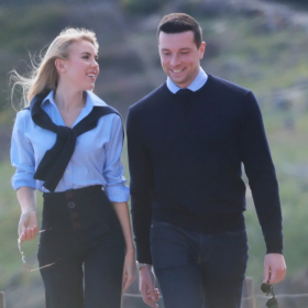 « Un couple glamour » : ce détail qui fait exploser les rumeurs autour de Jordan Bardella et la princesse Maria Carolina