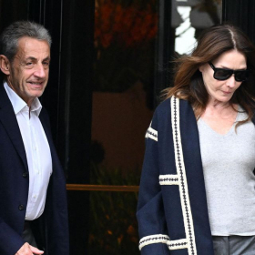 De l’Élysée au parloir : comment l’histoire d’amour de Carla Bruni et Nicolas Sarkozy a été mise à l’épreuve