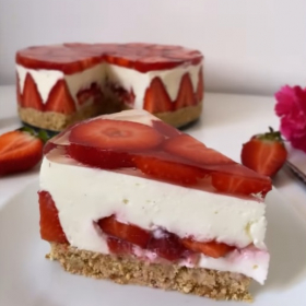 La recette de cheesecake façon fraisier sans cuisson facile