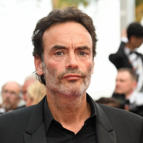 “Le silence n’est pas un aveu” : Anthony Delon brise enfin le mur face aux accusations choc de son frère