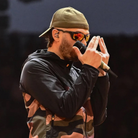 Jul revient en force : son double album « TP sur TP » sorti ce vendredi affole déjà les fans