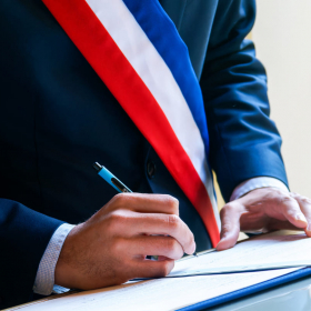 "Six élections en quelques mois" : ce casse-tête politique qui pourrait bouleverser les municipales