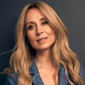 Fausse Lara Fabian : l'arnaque sentimentale à 250 000 euros qui a détruit la vie d'un retraité québécois