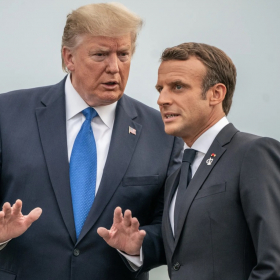 "Des ribs à l’Élysée" : comment Emmanuel Macron a dû adapter son dîner pour satisfaire Donald Trump