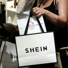 Taxe sur les petits colis : ce que les clients de Shein, Temu et Alibaba doivent vraiment savoir