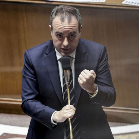 « Non, l’État ne profite pas de la crise » : cette phrase de Sébastien Lecornu qui relance le débat sur les taxes